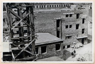 Frydecki Andrzej, Porębowicz Stefan, Dom Żołnierza Polskiego we Lwowie. Fotografia gmachu w trakcie budowy