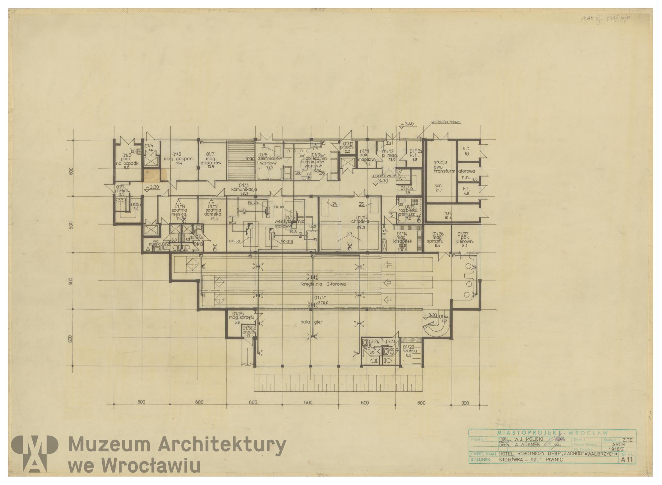 Molicki Witold Jerzy, Adamek A. (Miastoprojekt-Wrocław), Hotel robotniczy DPBP “Zachód” w Wałbrzychu. Stołówka, 1977
