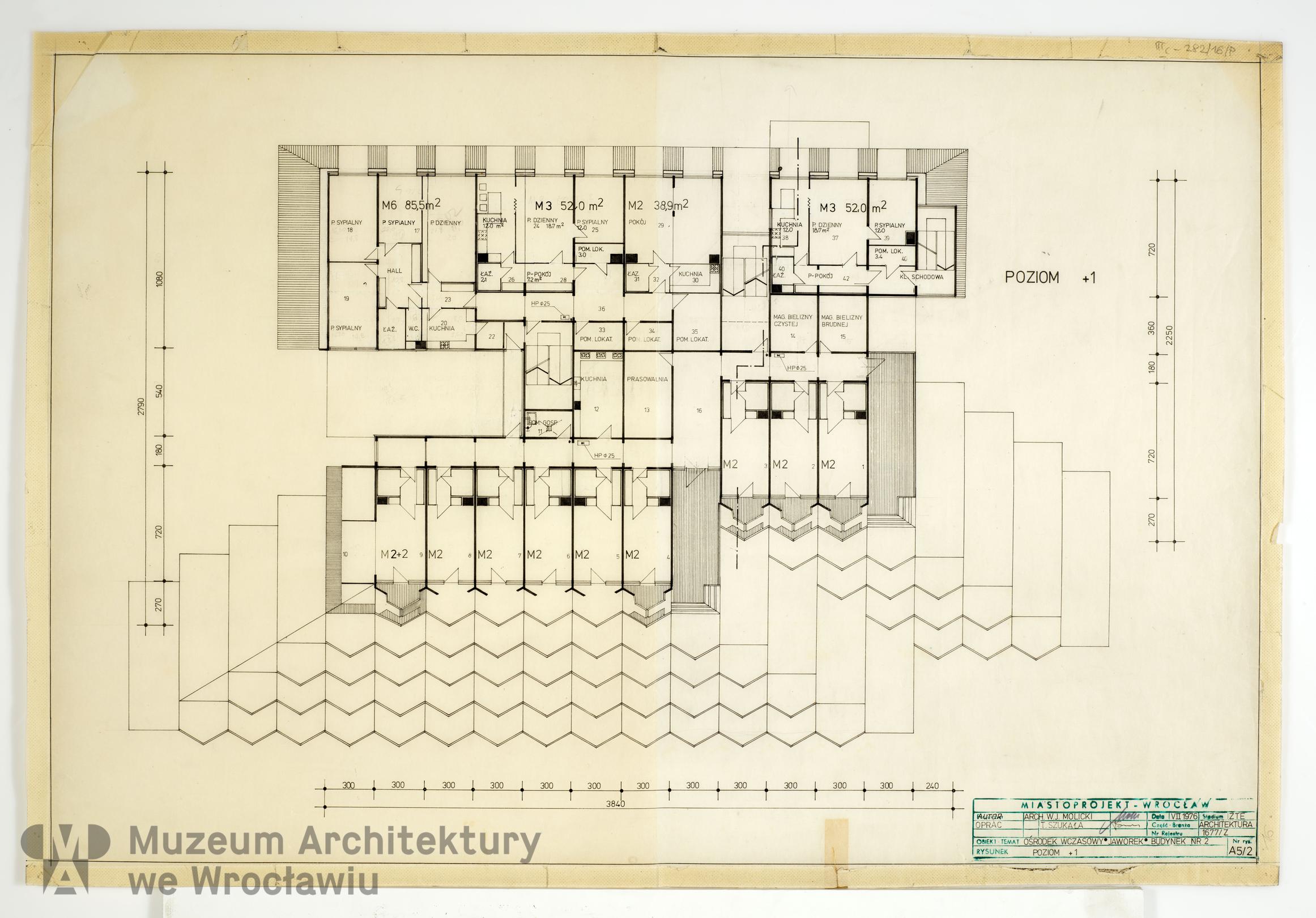 Molicki Witold Jerzy, Szukała Tadeusz (Miastoprojekt-Wrocław), Ośrodek wczasowo-hotelowy “Jaworek” koło Międzygórza. Budynek nr 2, 1976.07